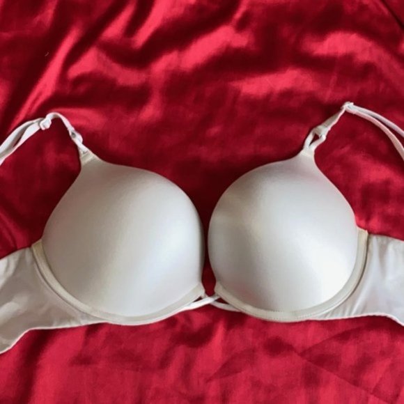 32B Bombshell Push-Up Bra Solid White Satin Smooth Miraculous Bra - Picture 2 of 11